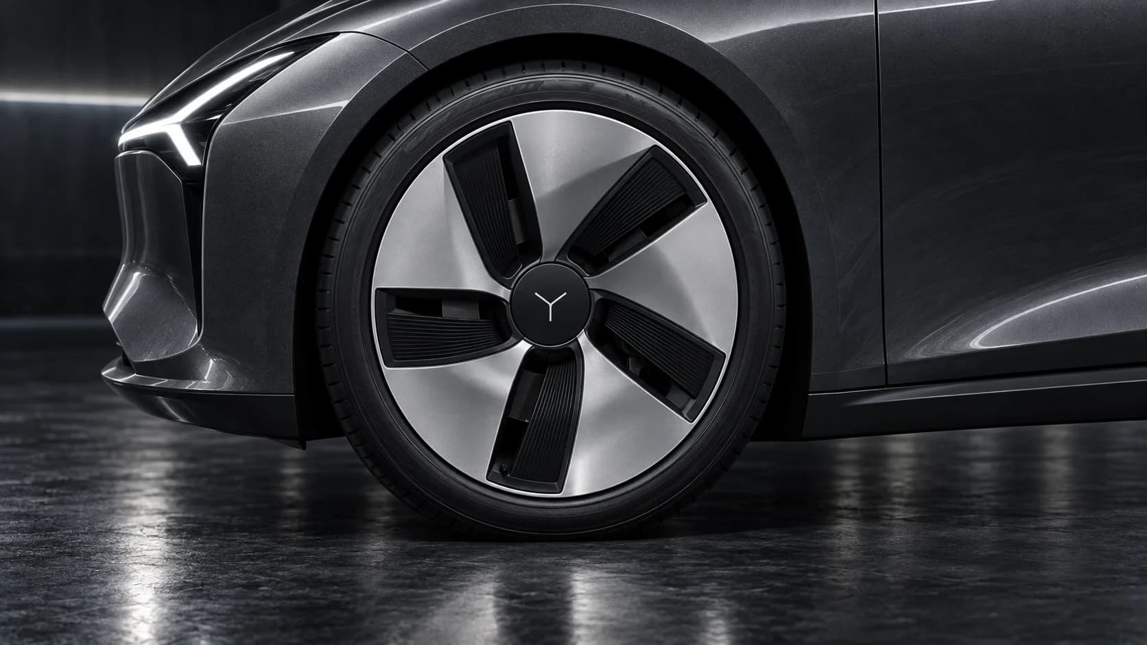 Dyntree M1E Divide Graphite prototype — wheel detail
